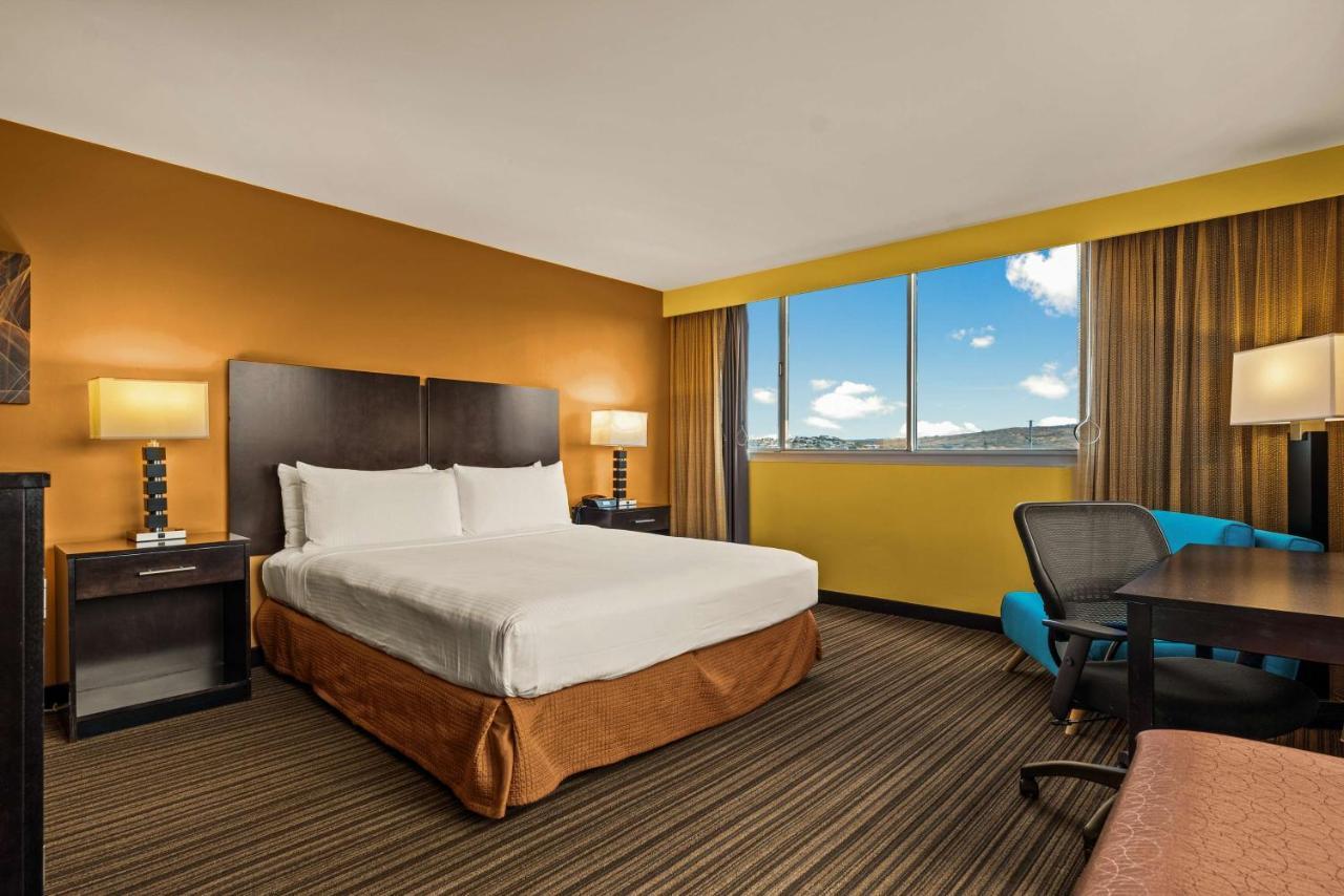 เบสต์ เวสเทิร์น เดอะ แพลาซา โฮเต็ล Hotel โฮโนลูลู ภายนอก รูปภาพ